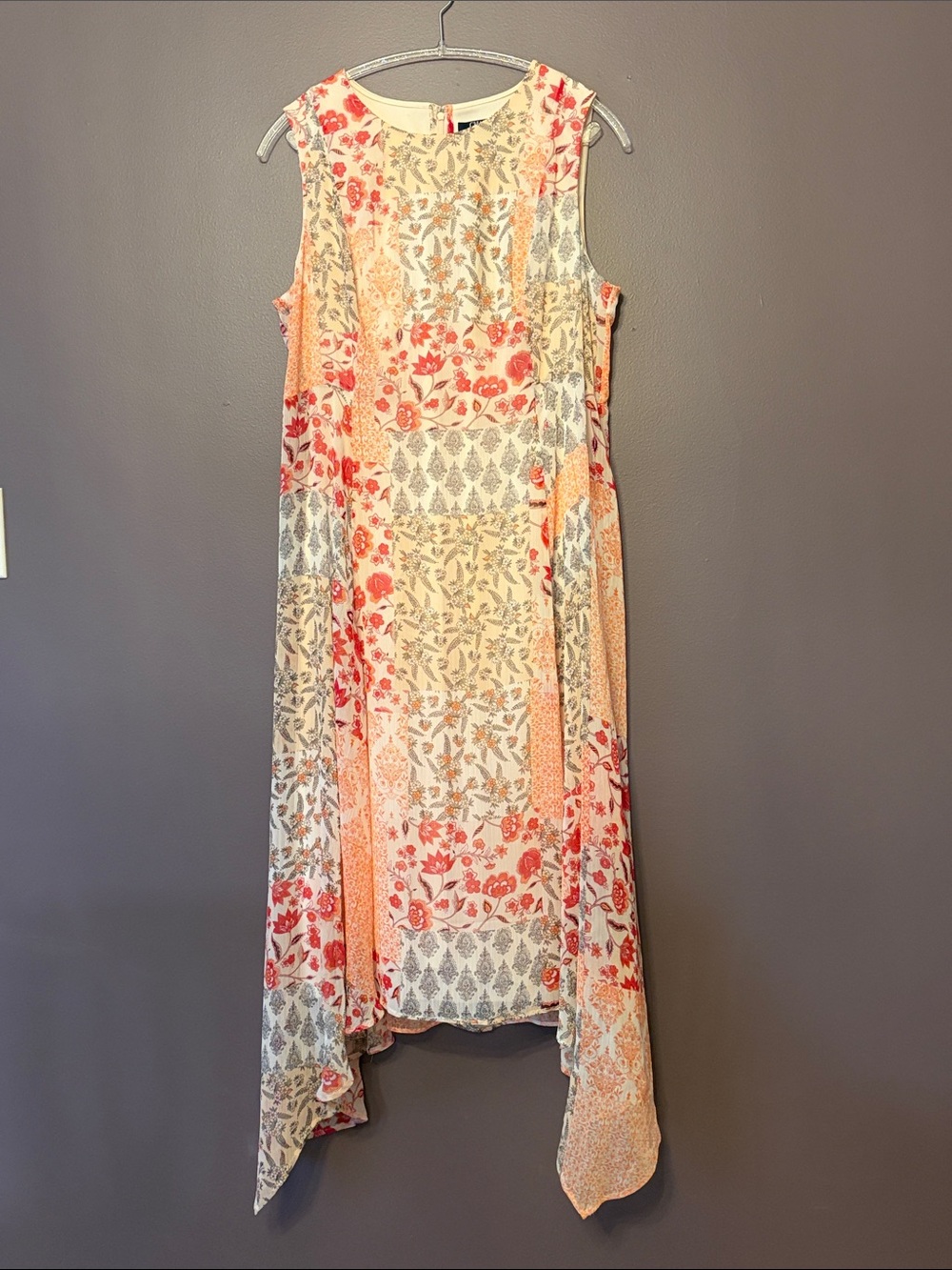 Chaps women’s Sleeveless Floral Patchwork Midi Dress in Cream, Peach & Coral 14